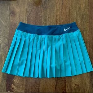Nike Teal Green Pleated Tennis Skirt, M, NWT